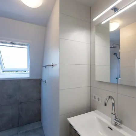 Vakantiehuis In Meeussen With Private Garden Plasmolen