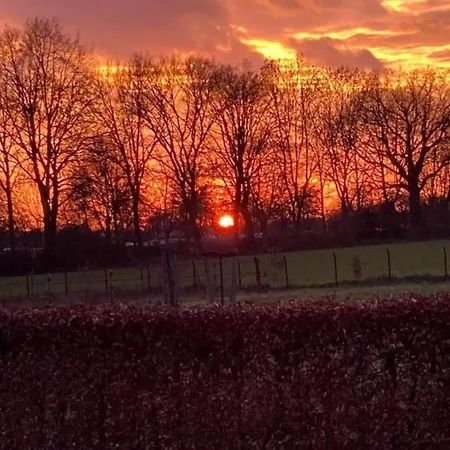 Vakantiehuis In Meeussen With Private Garden Plasmolen