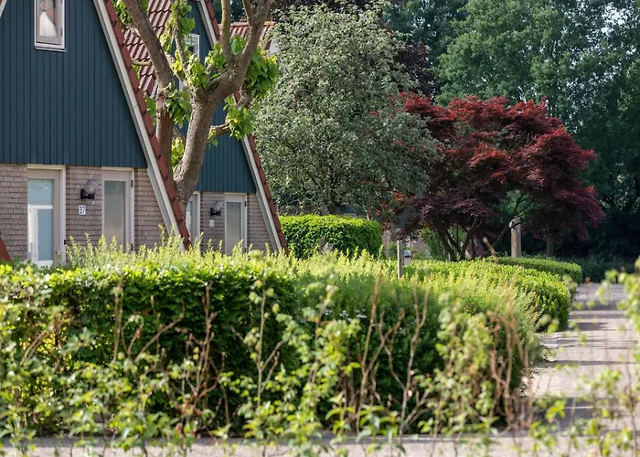 Сasa de vacaciones In Meeussen With Private Garden *